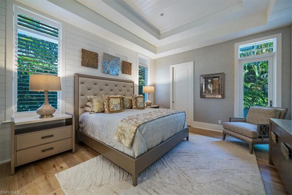 OLDE NAPLES - Residential