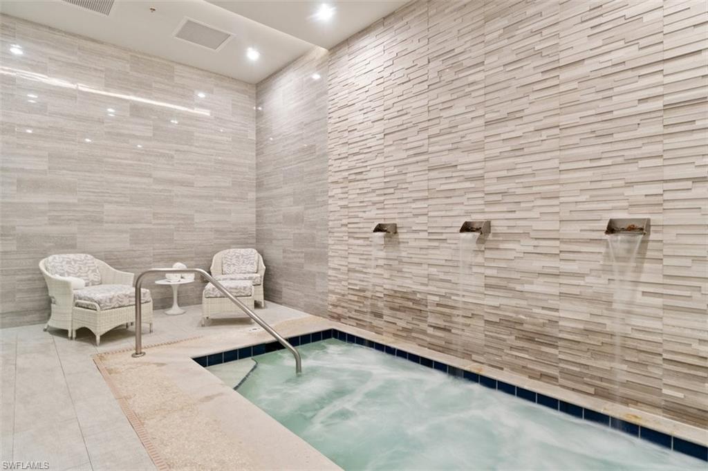 VINTAGE RESERVE - Residential
