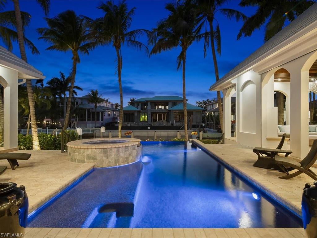 AQUALANE SHORES - Residential