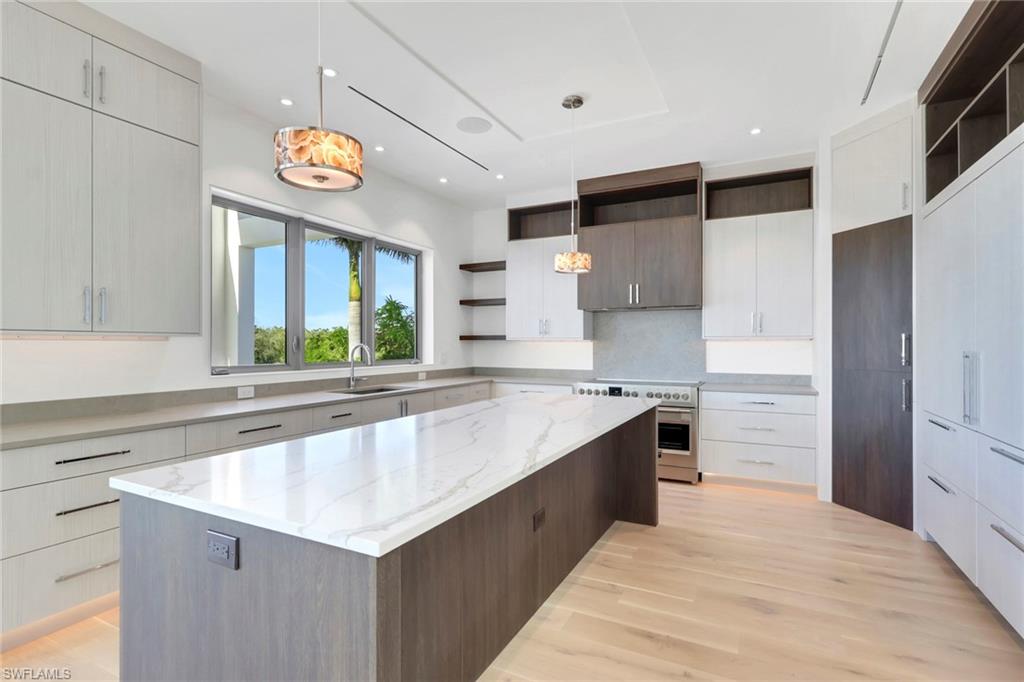 BROOKSIDE - Residential