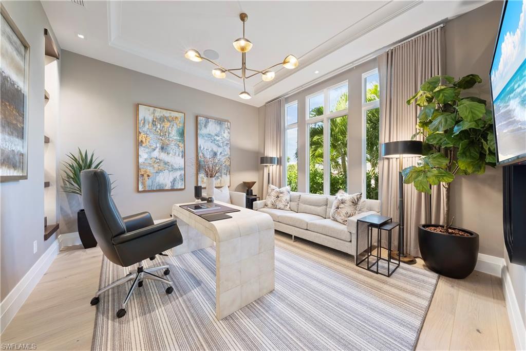 PARK SHORE - Residential