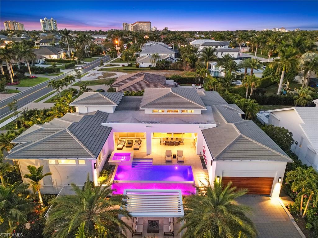 PARK SHORE - Residential