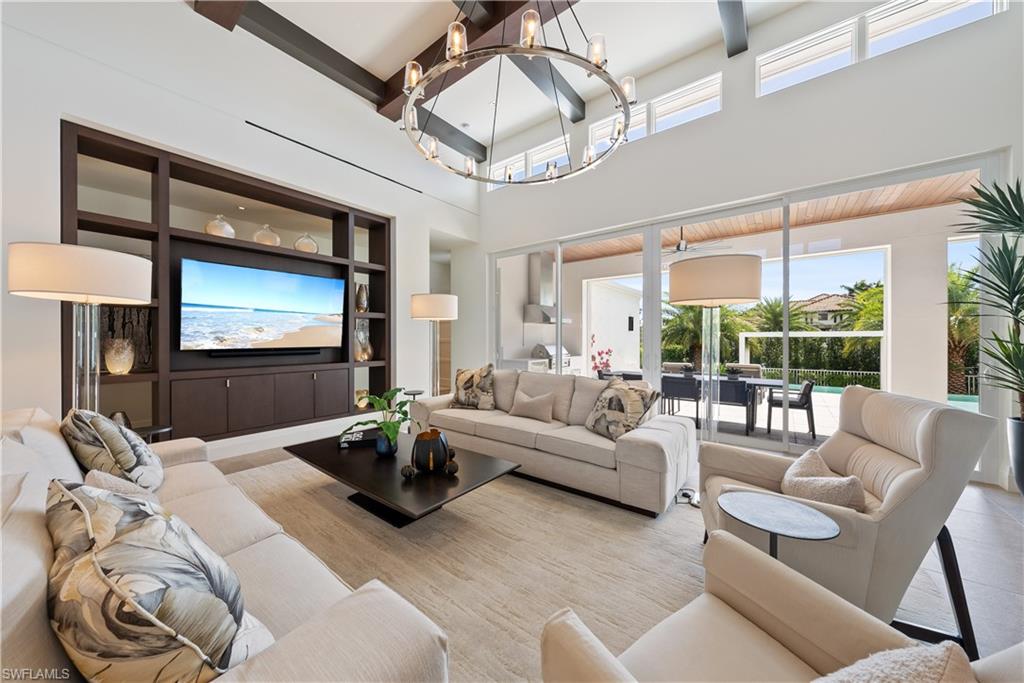 PARK SHORE - Residential