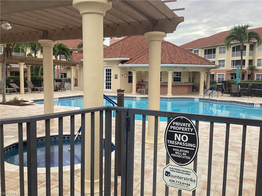 VAN LOON COMMONS - Residential Lease
