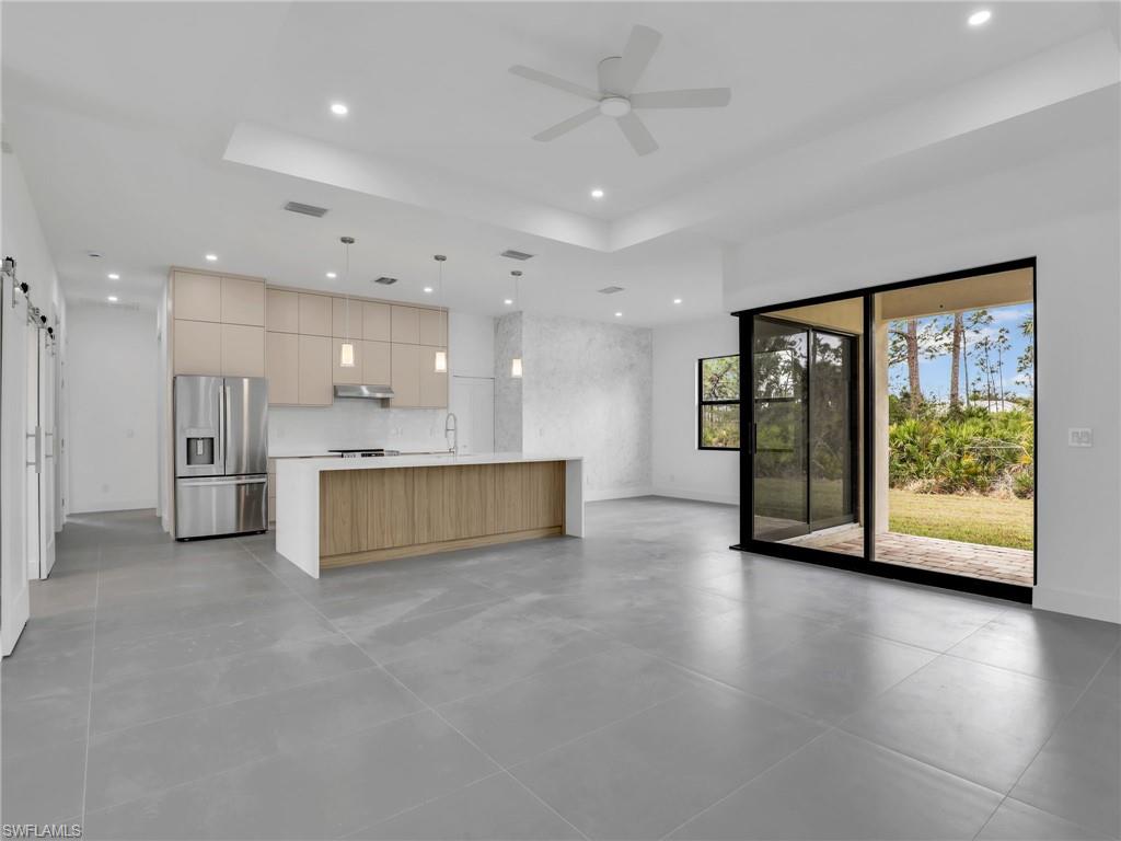 PORT CHARLOTTE - Residential