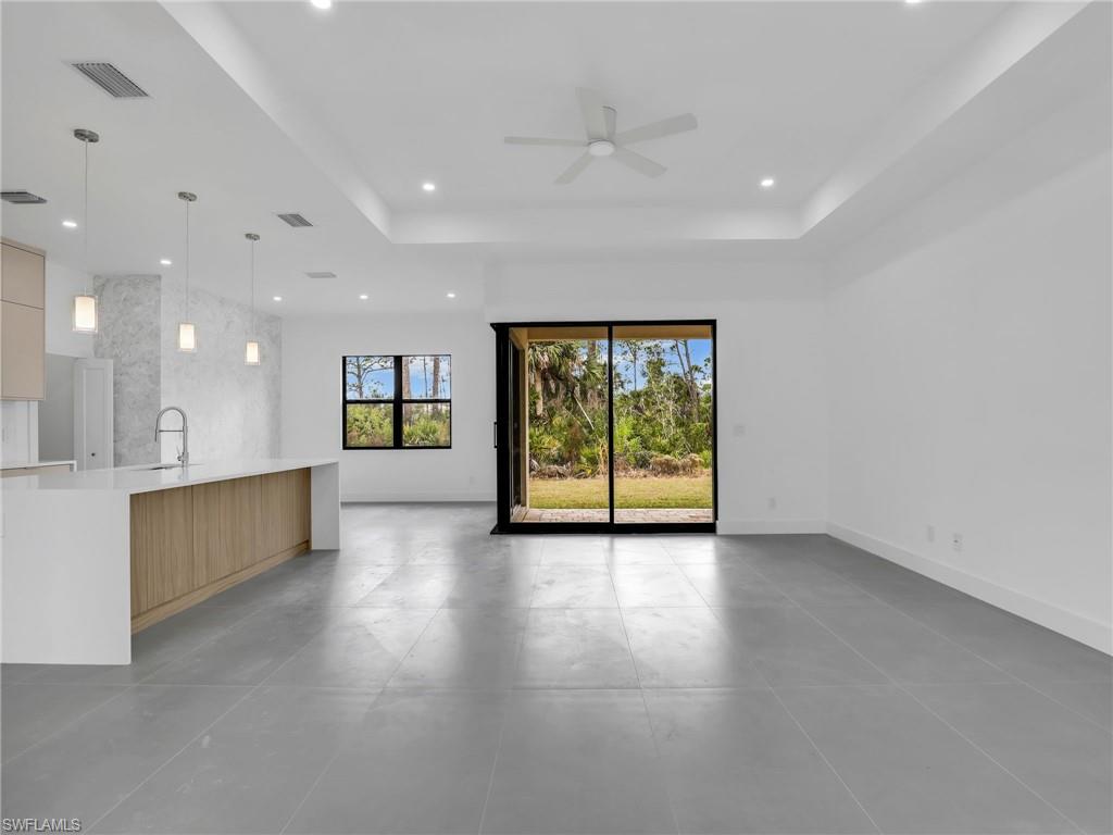 PORT CHARLOTTE - Residential
