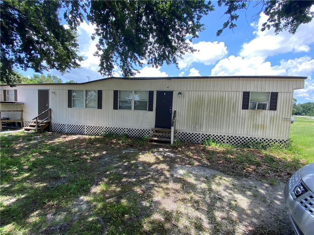 SUNCOAST ESTATES UNREC - Residential Lease