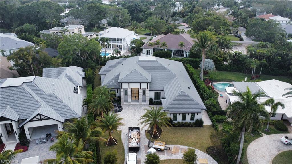 MOORINGS - Residential