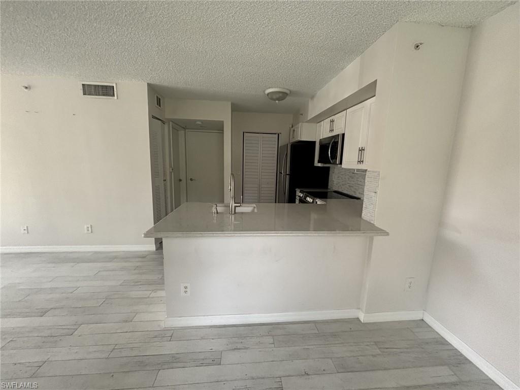 THE ENCLAVE AT NAPLES - Residential Lease