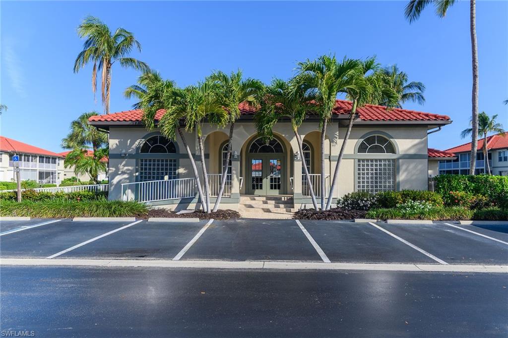 VILLAS AT WATERSIDE - Residential