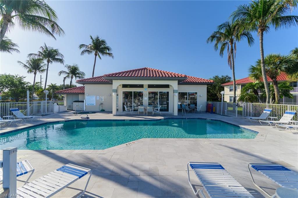 VILLAS AT WATERSIDE - Residential
