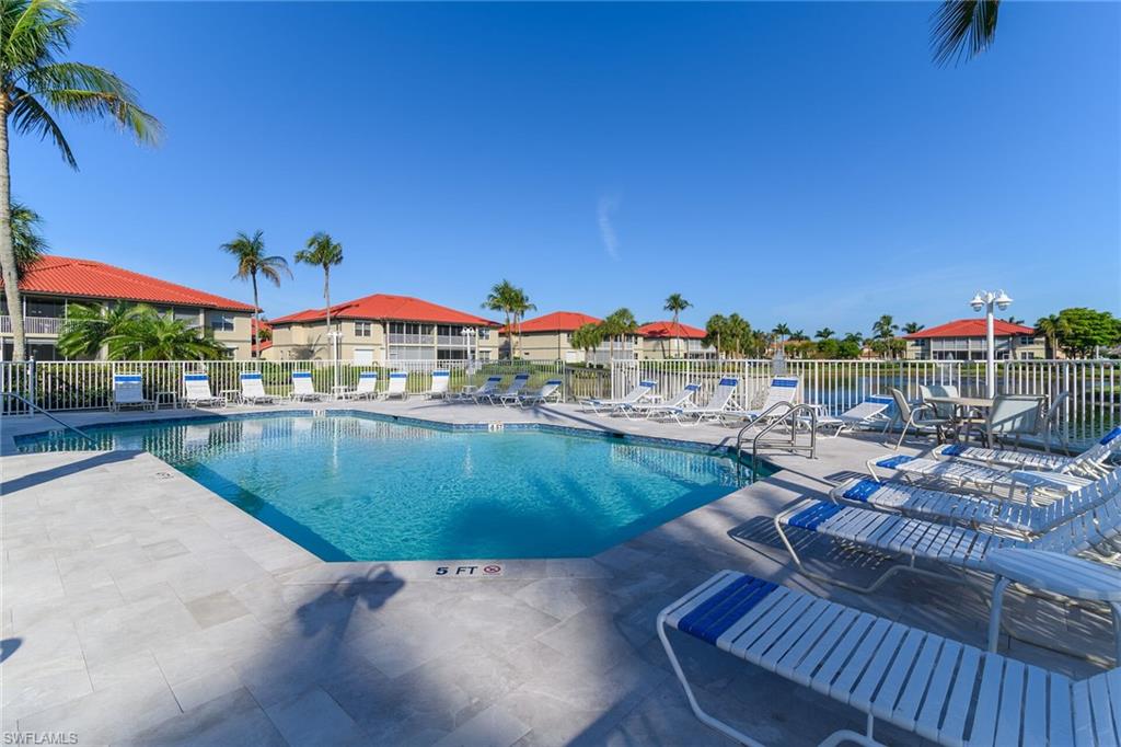 VILLAS AT WATERSIDE - Residential