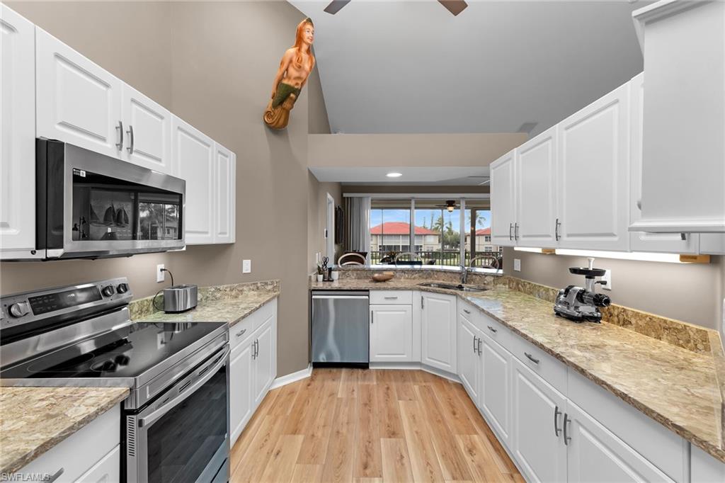 VILLAS AT WATERSIDE - Residential