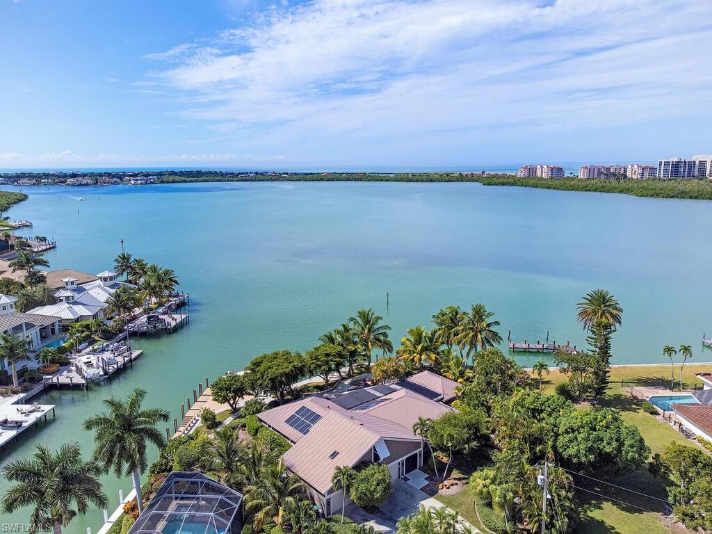 MARCO BEACH - Residential