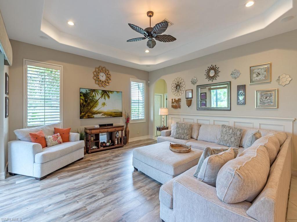 INDIGO LAKES - Residential