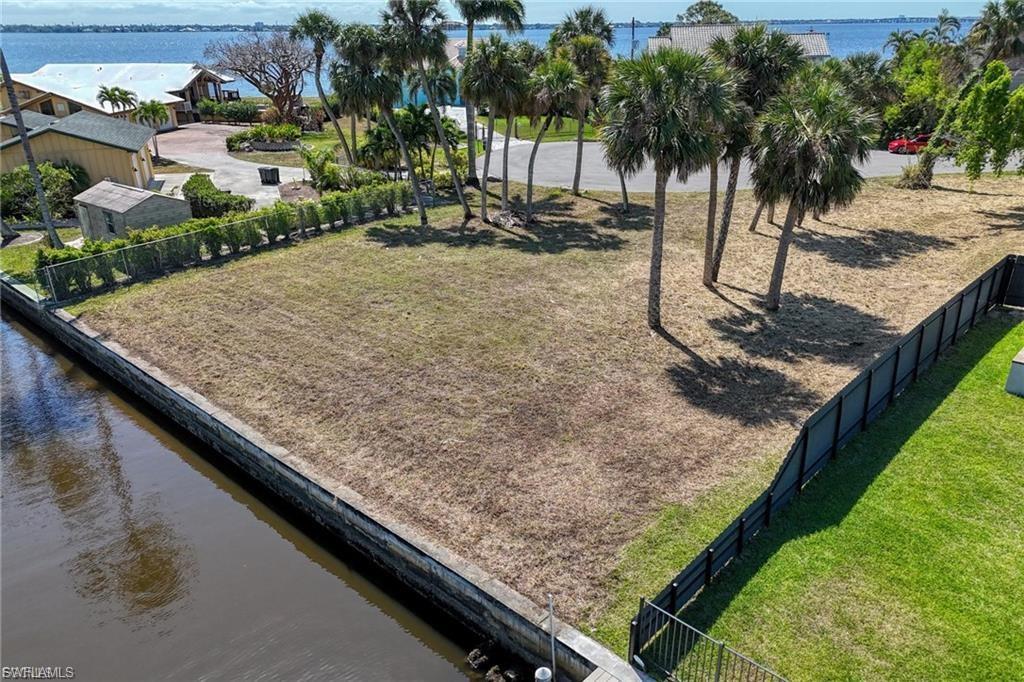 FORT MYERS GULF ACRES - Land