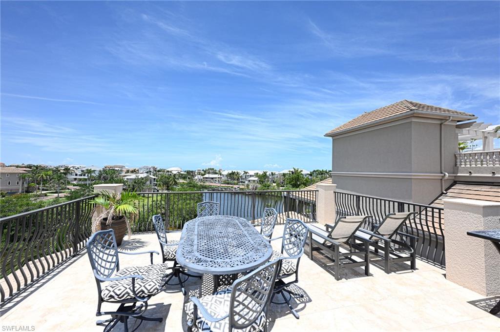 BAREFOOT BAY - Residential