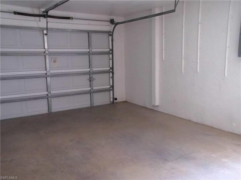LAKEWOOD TERRACE - Residential Lease