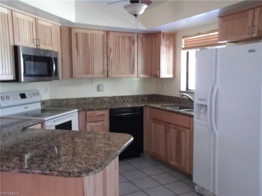 LAKEWOOD TERRACE - Residential Lease