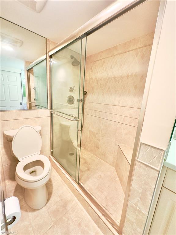 HARBORSIDE WEST - Residential