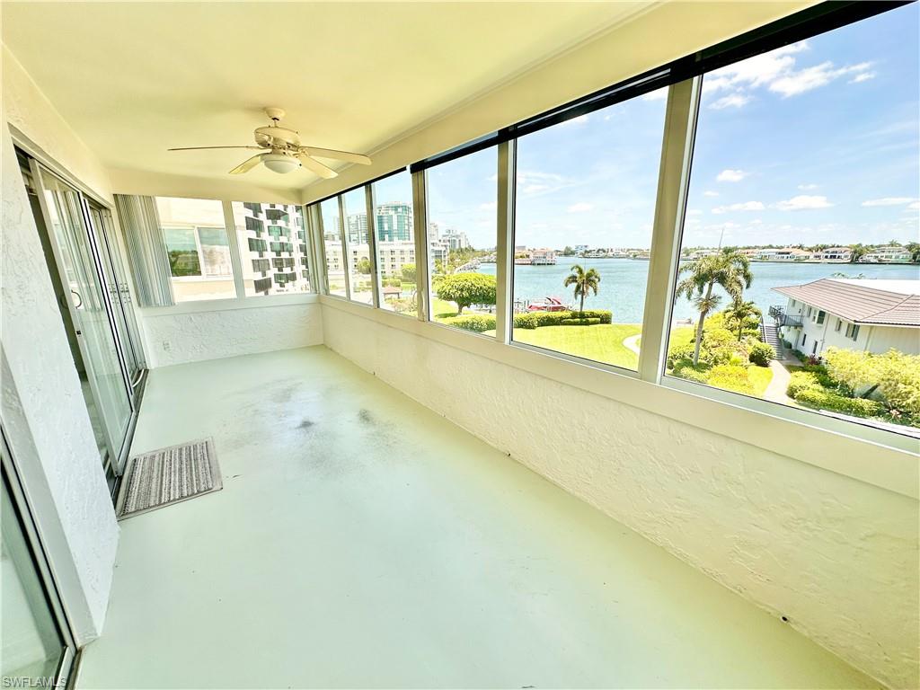 HARBORSIDE WEST - Residential
