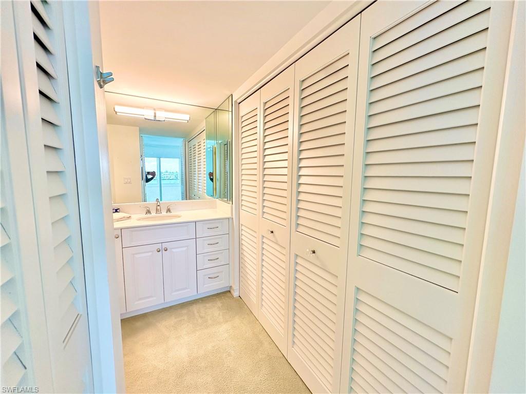 HARBORSIDE WEST - Residential