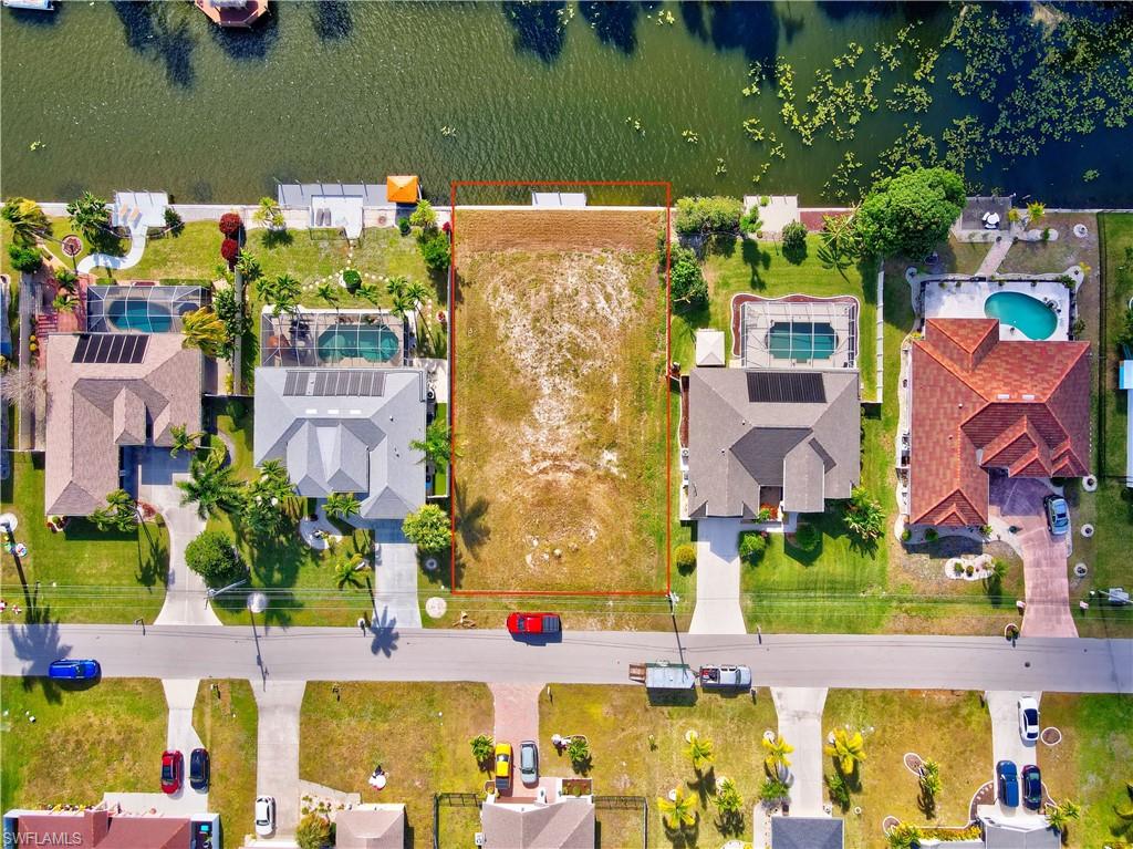 CAPE CORAL - Land