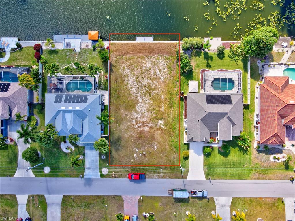 CAPE CORAL - Land
