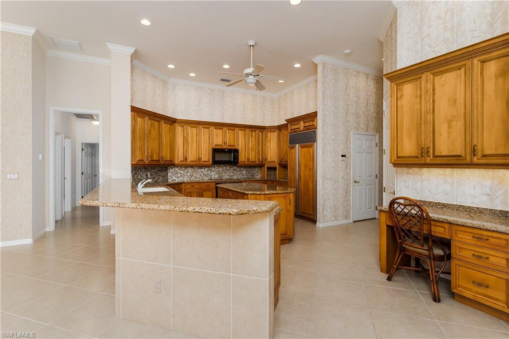MARCO BEACH - Residential