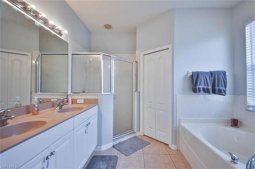 STONEYBROOK - Residential