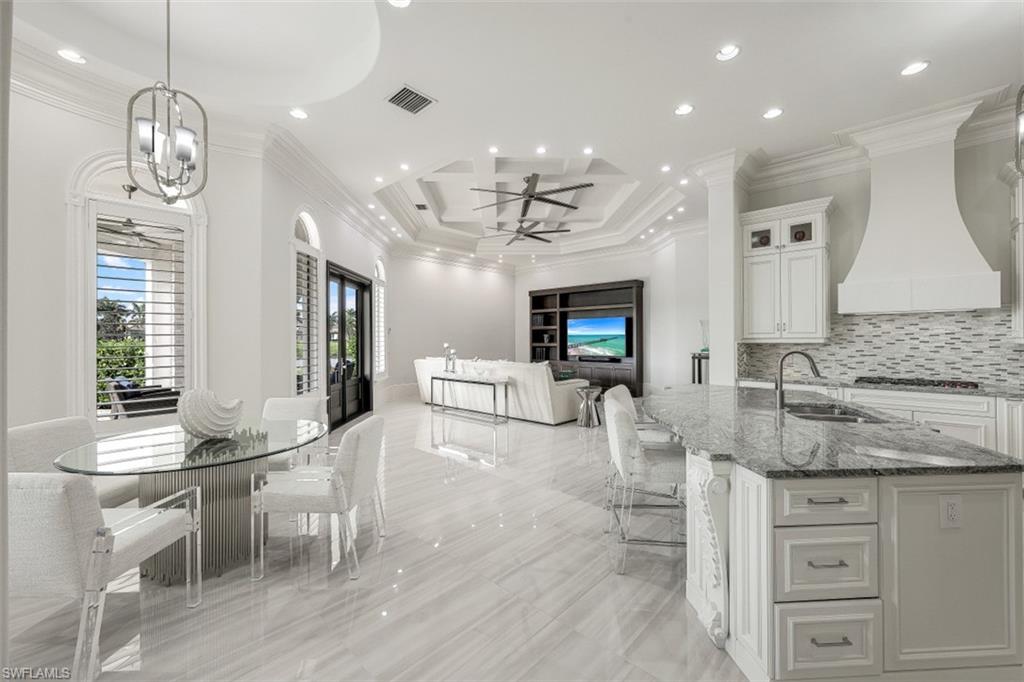 QUAIL WEST - Residential