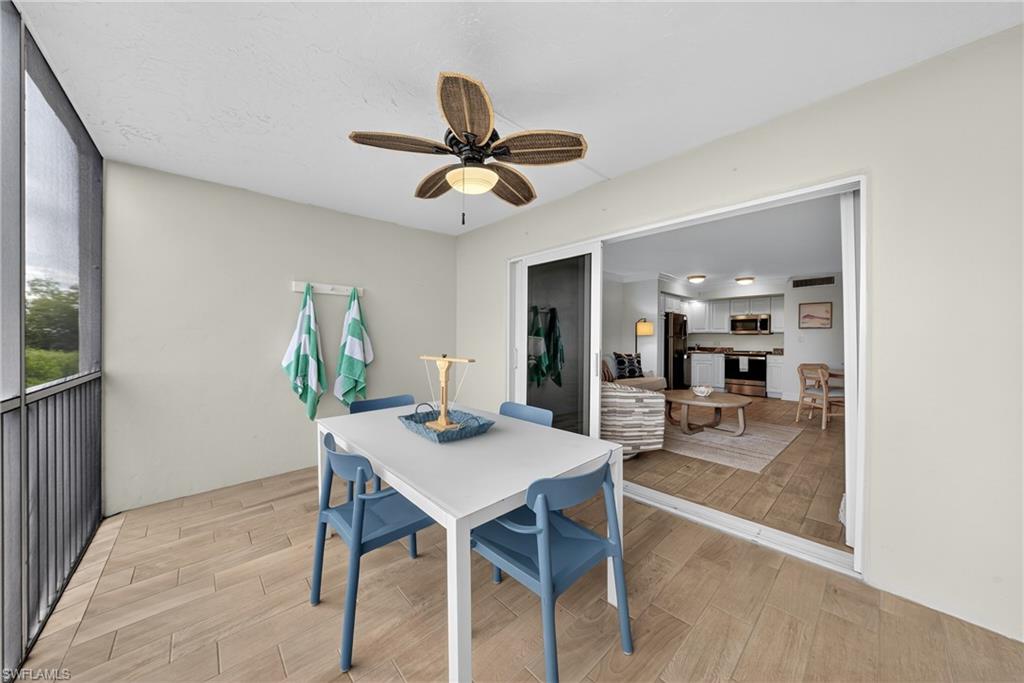 BAYSIDE VILLAS - Residential