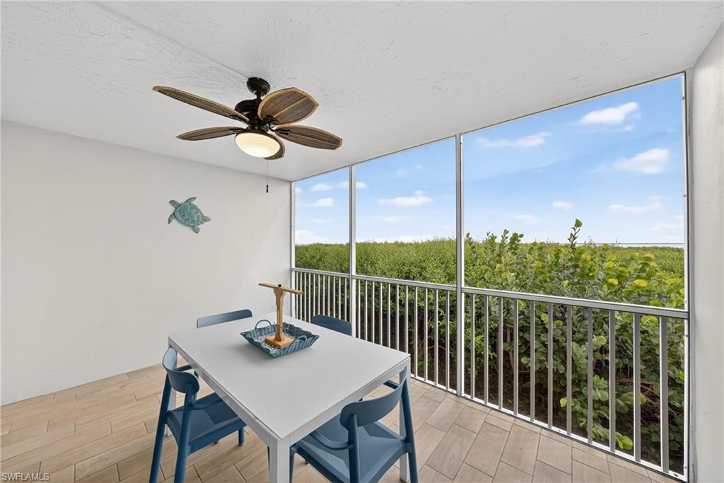 BAYSIDE VILLAS - Residential