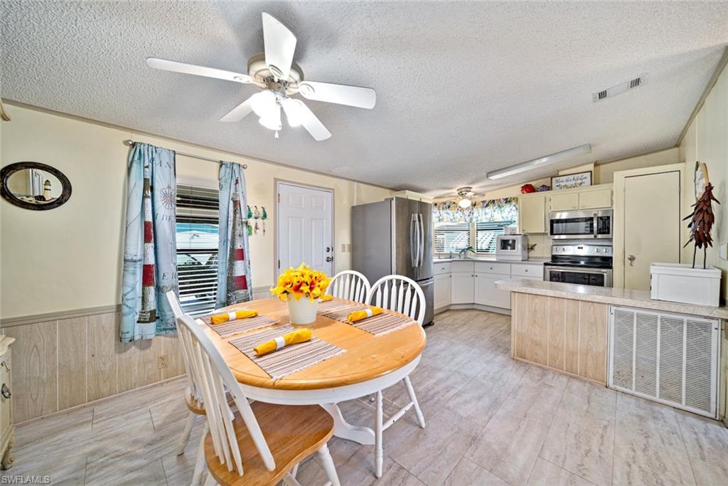 PINE ISLAND COVE - Residential