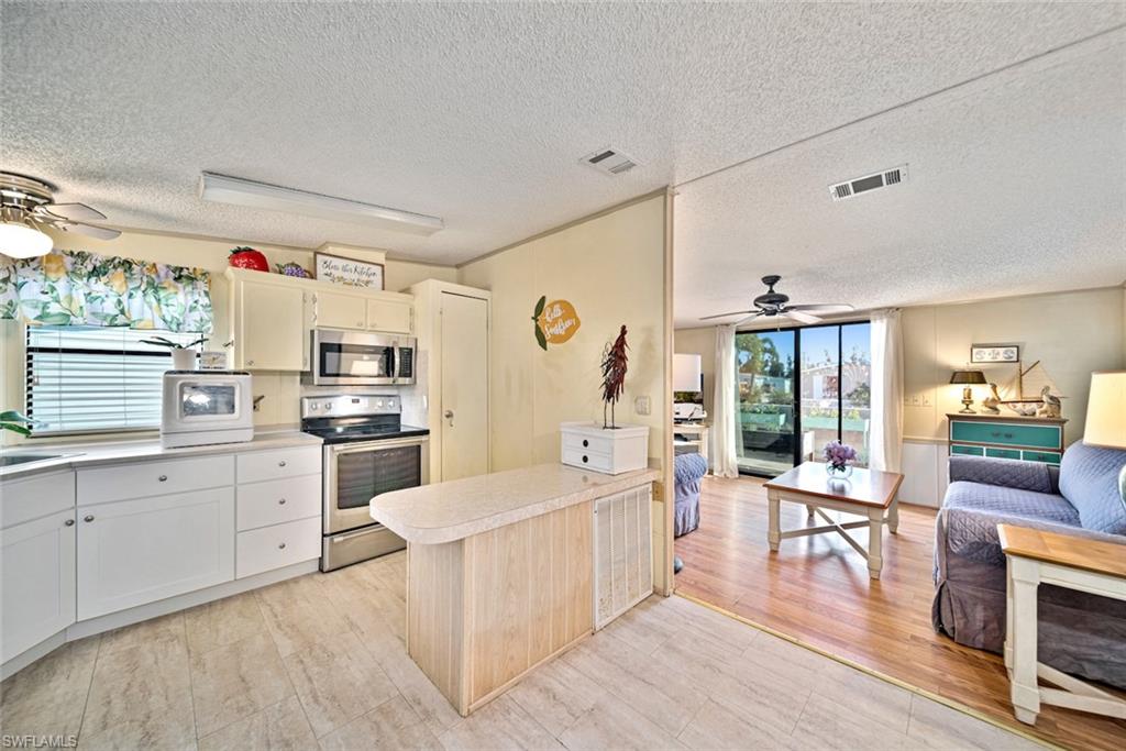 PINE ISLAND COVE - Residential