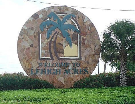 LEHIGH ACRES - Land