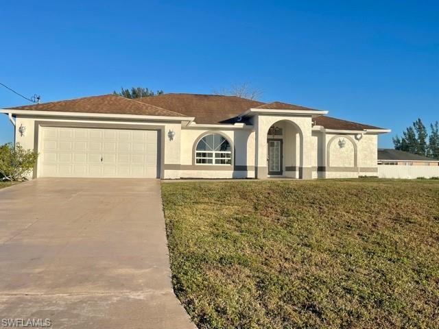 BIG HOUSE FOR A LARGE  FAMILY, 3 BEDS 2.5 BATHS, 1,769 SQ FT OF LIVING AREA, NICE KITCHEN WITH ALL THE APPLIANCES, LOT OF CABINETS.  MASTER BEDROOM WITH HIS AND HERS CLOSETS,  HUGE MASTER BATH DOUBLE SINK AND MIRRORS , BIG SHOWER AND SEPARATE TAB. THIS HOUSE OFFERS SPACIOUS ROOMS AND HIGH CEILINGS, FRESH PAINTED, NEW CARPET ON LIVING AND DINING ROOM AND FLORIDA, VERY WELL KEEP HOME, SPLIT FOOR PLAN, SPACIOUS LANAI FOR PARTY AND ENTERTAINMENT, GROWING NEIGHBORHOOD, NEAR  TO KISSMENT AND SANTABARBARA BLVD. CLOSE TO SCHOOLS AND SHOPS.