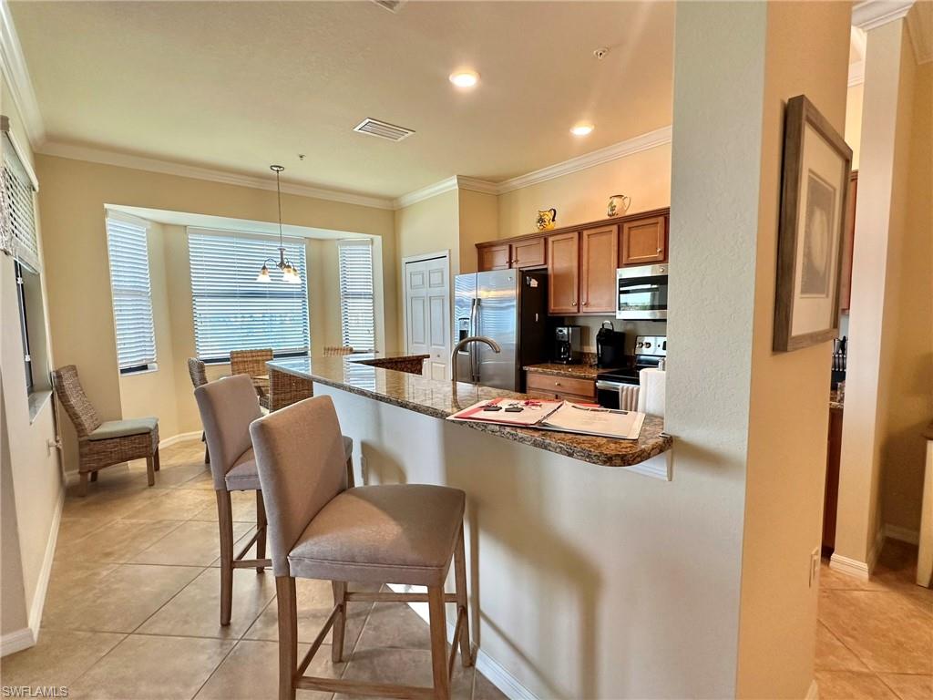 BONITA NATIONAL GOLF AND COUNTRY CLUB - Residential Lease