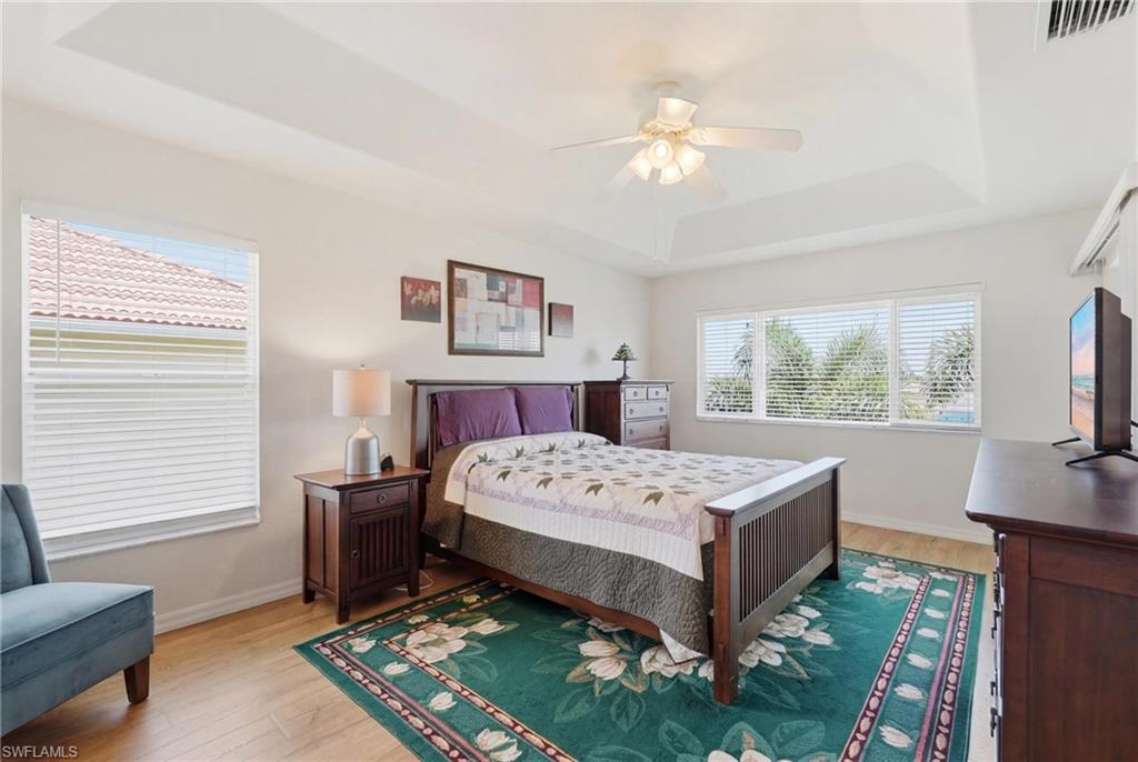 PALM BREEZE - Residential