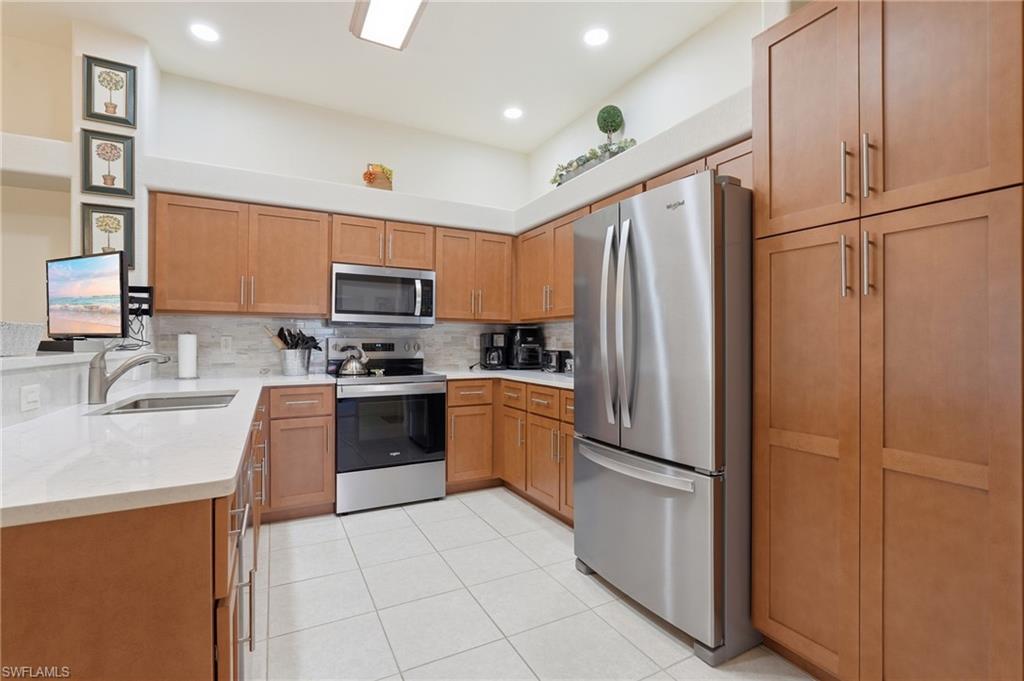 PALM BREEZE - Residential