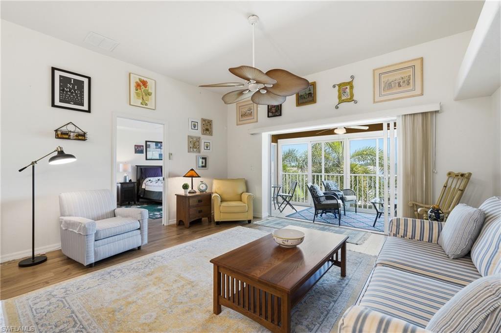 PALM BREEZE - Residential
