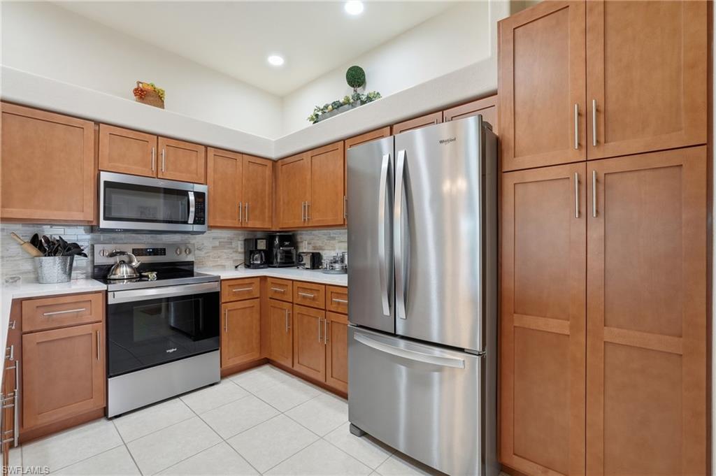 PALM BREEZE - Residential