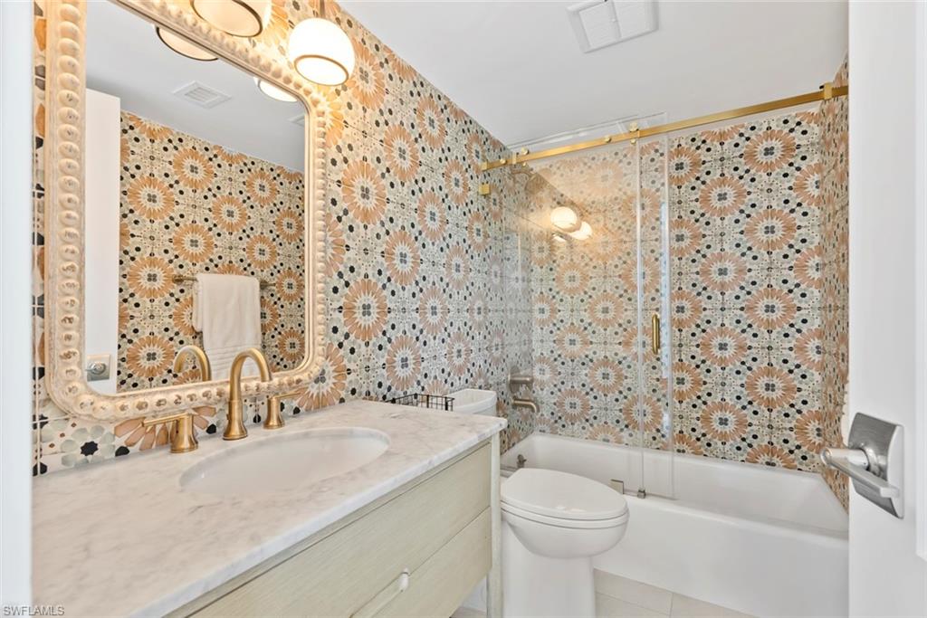 VENETIAN COVE CLUB - Residential Lease