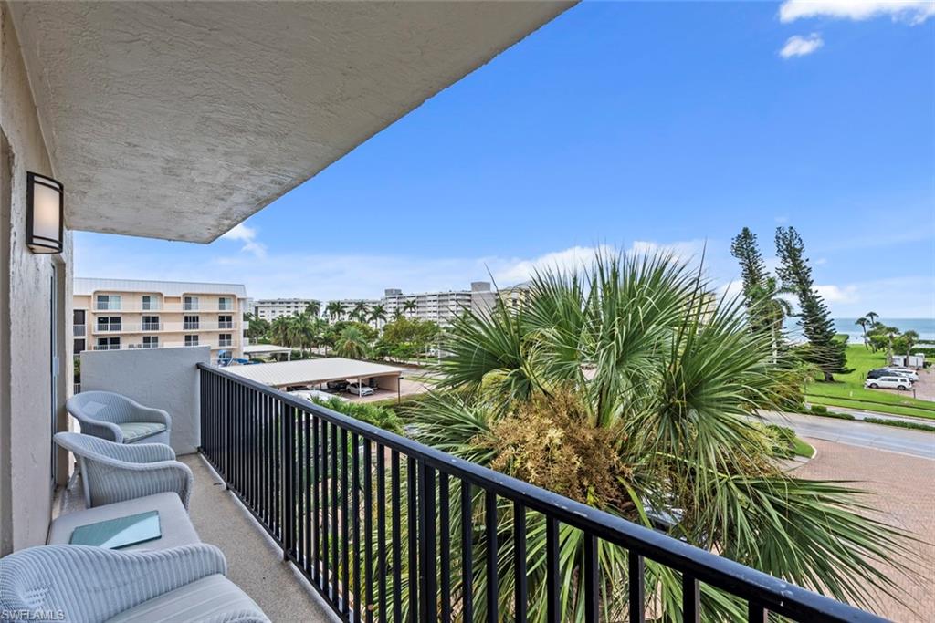 VENETIAN COVE CLUB - Residential Lease