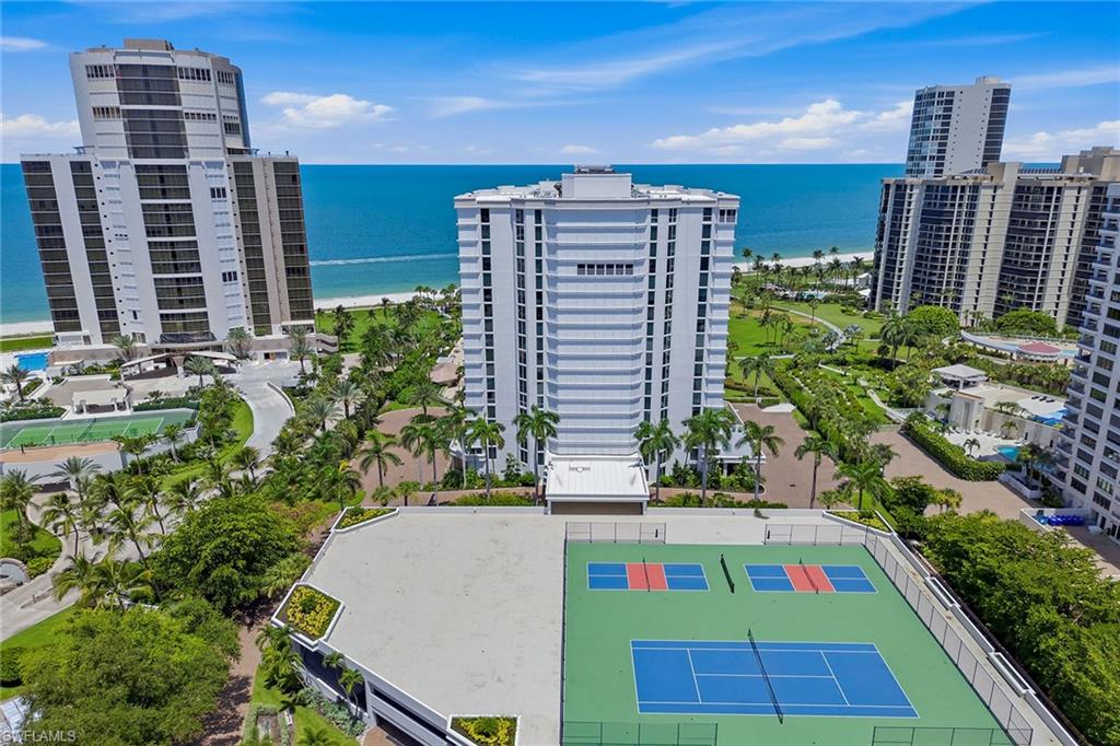 MONACO BEACH CLUB - Residential