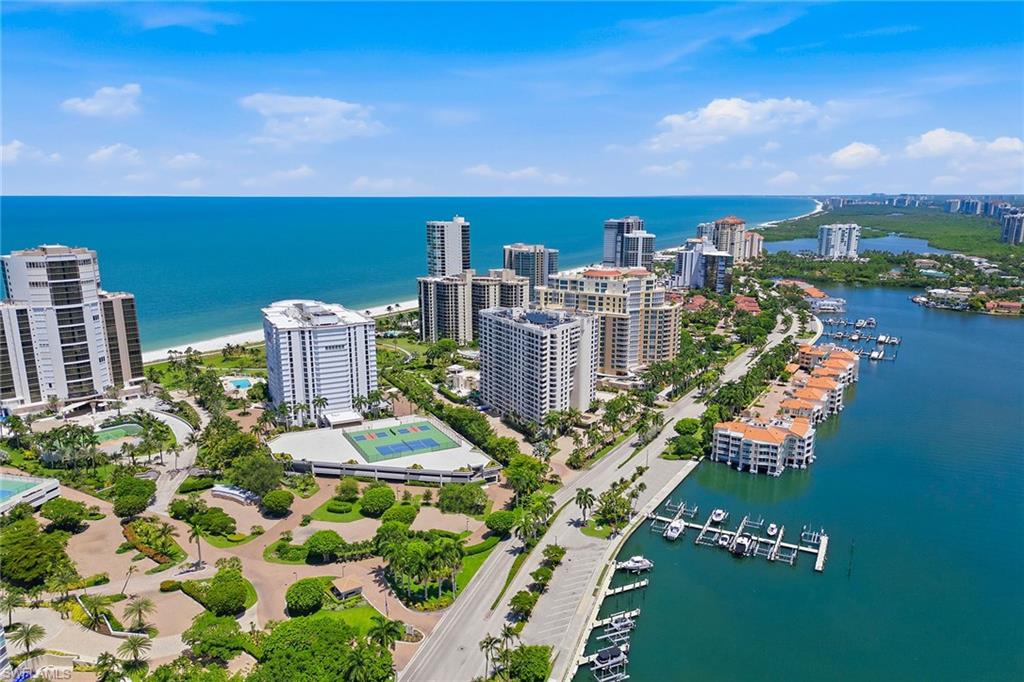 MONACO BEACH CLUB - Residential