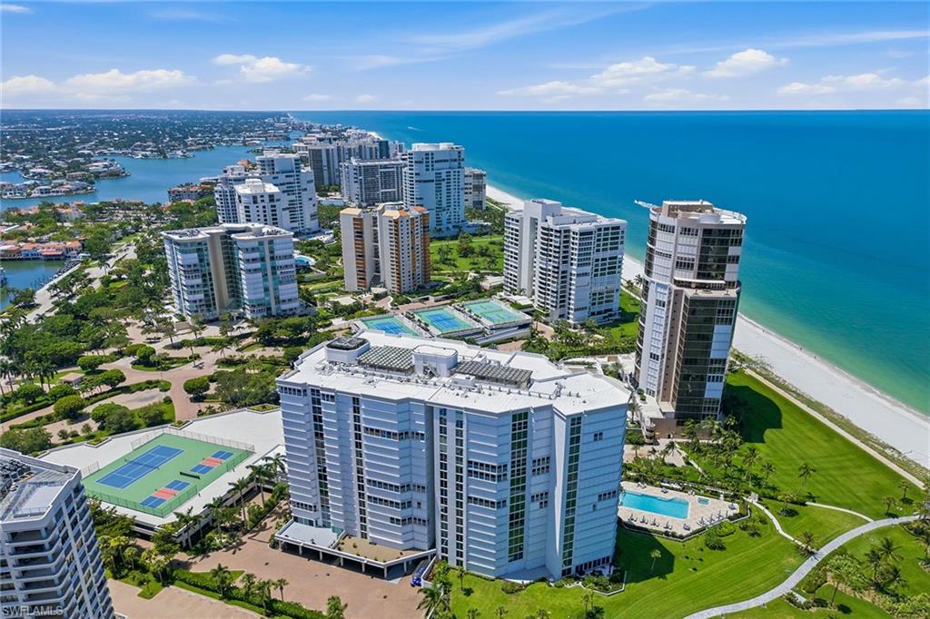 MONACO BEACH CLUB - Residential