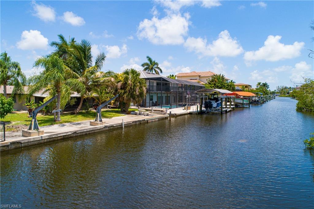 IMPERIAL SHORES - Residential