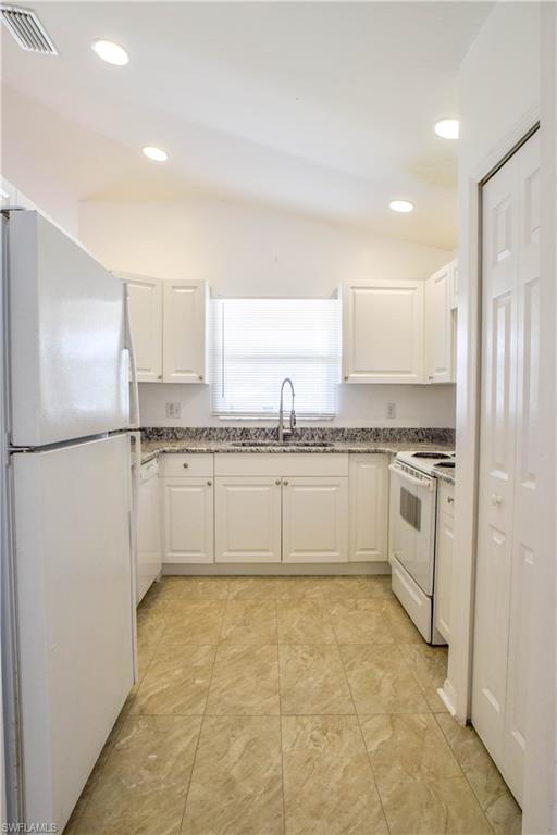 FORT MYERS SHORES - Residential