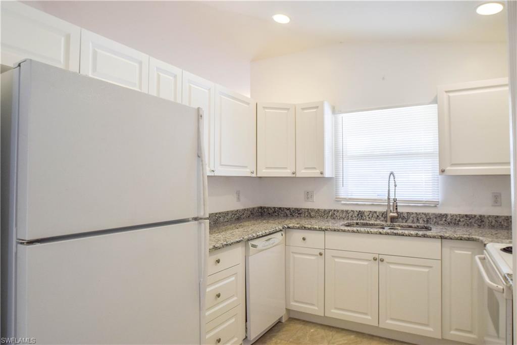 FORT MYERS SHORES - Residential